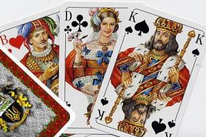 Гадаем на отношения с парнем с помощью игральных карт Король скажи дорогой что думает
