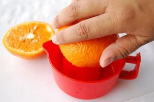 از پرتقال در خانه بنوشید - تشنگی خود را با طراوت و فواید رفع کنید